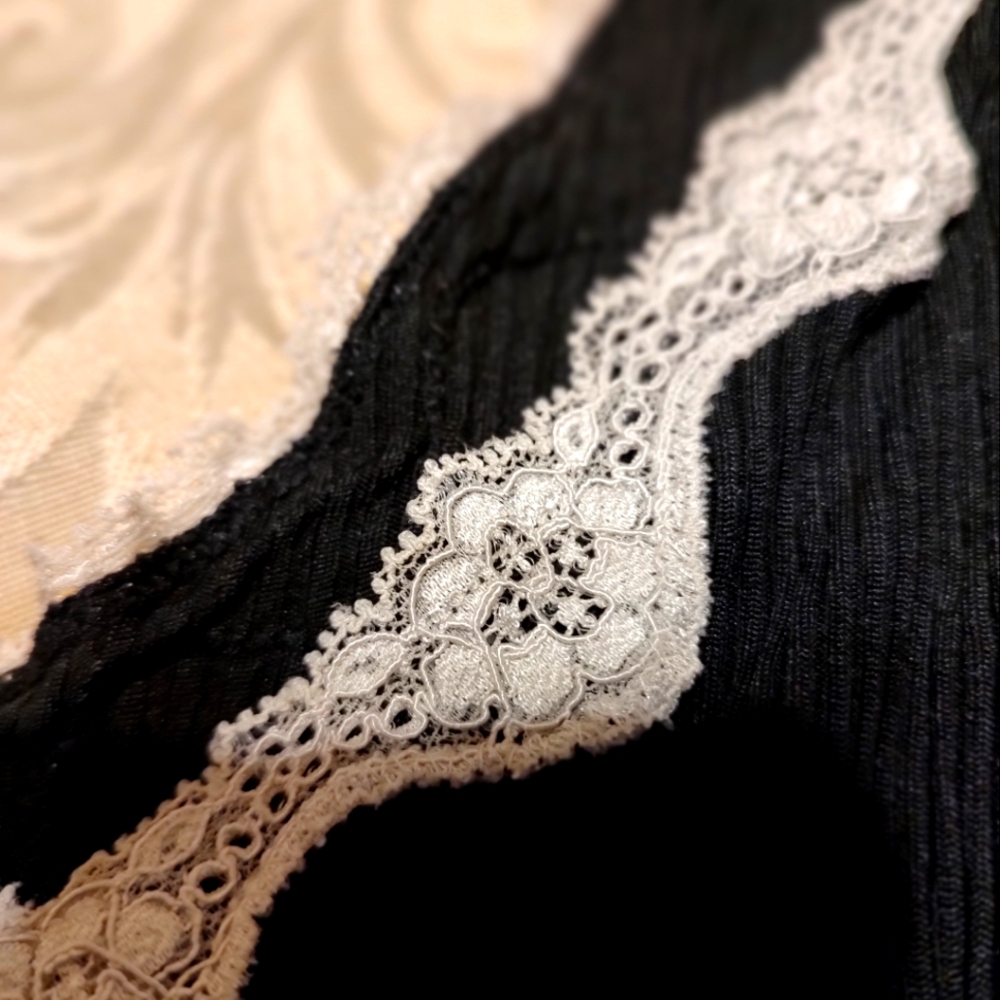 🐦⬛ Sweet Precious Merona Black Ribbed & Ivory Scalloped Lace Cami Tank Top - M - Picture 7 of 15